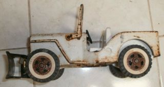Vintage White Metal Tonka Jeep Wrecker Tow Truck With Plow missing parts. 2