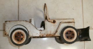 Vintage White Metal Tonka Jeep Wrecker Tow Truck With Plow missing parts. 3