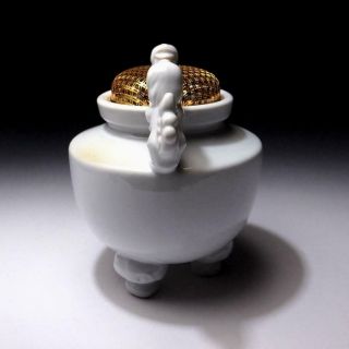 @BR47: Vintage Japanese White porcelain incense burner,  Koro,  Nabeshima ware 2