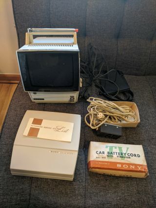 Vintage 7 " Sony Tv - 700u Portable Tv Solid State With Car Adapter And Wall Cord