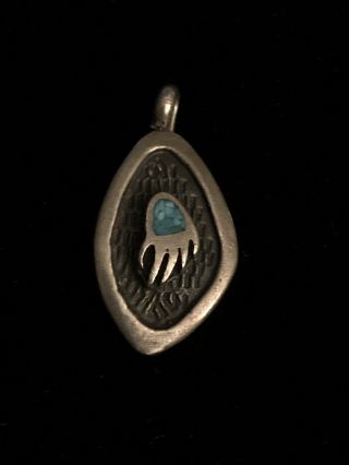 Vintage Navajo Sterling Silver Bear Claw Pendant With Crushed Turquoise