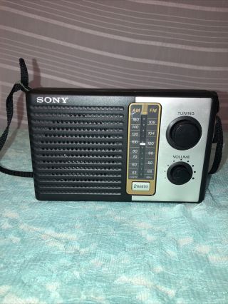 Sony Vintage Icf - F10 2 Band Am/fm Portable Transistor Radio - Euc Awesome -