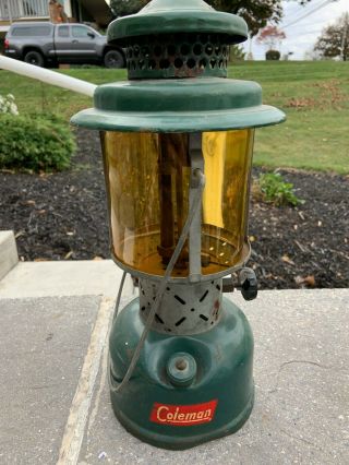 Vintage Coleman Lantern 2/57 Yelloew Globe 220e