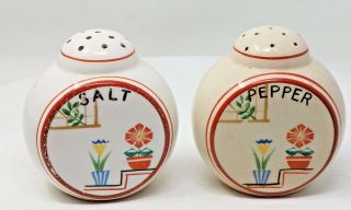 Tulips Flowerpot Round Range Salt And Pepper Shakers Japan Vintage Set