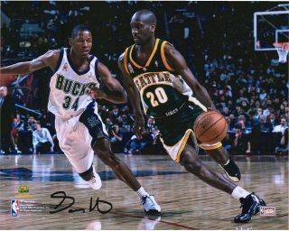 Gary Payton Seattle Supersonics Signed 8 " X 10 " Dribbling In Green Photo