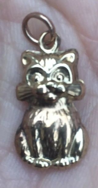 Vintage 1970 ' s The Cutest Cat Charm Or Small Pendant Gold 2