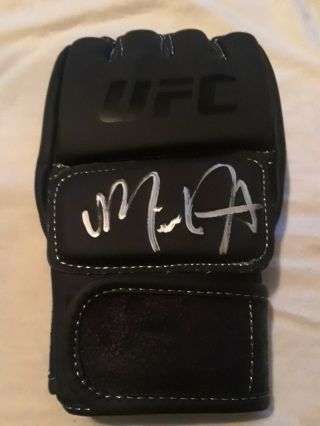 Miesha Tate Signed Autographed Ufc Glove.  Will Pass Any Proof Of Signing