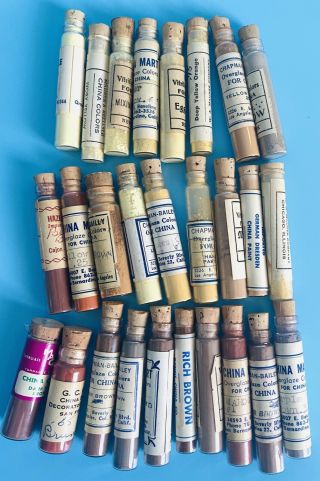 27 Vtg Powder China Paint " Yellow & Browns " Colors Porcelain Doll Glass Vials