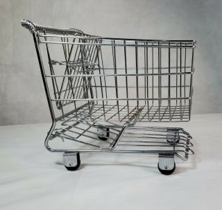 Vintage Metal Small Grocery Shopping Cart Decor 10.  5 " Tall Doll Fruit Planter