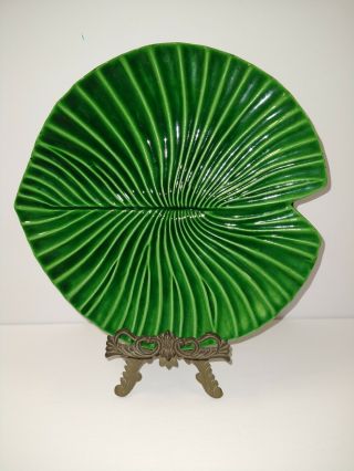 Vintage Italy Majolica Green Leaf Plate