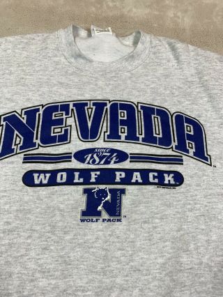 VTG Lee Sport Nevada Wolf Pack NCAA Crew Neck Sweatshirt Men ' s SZ L Big Logo ' s 2