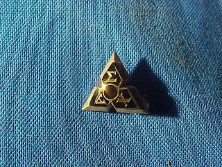Vintage Alpha Chi Sigma Fraternity 10k Gold Pin Chemical Professions