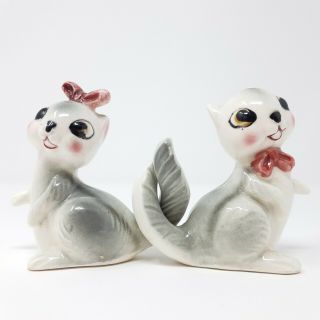 Vintage Squirrel Salt And Pepper Shakers Ceramic Tail Huggers Japan