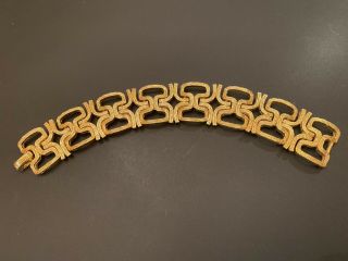 Vintage Crown Trifari Brushed Textured Gold Tone Modern Link Bracelet