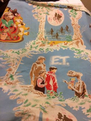 Vintage 1982 E.  T.  Flat Twin Sheet
