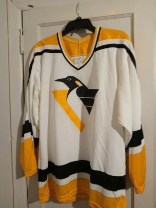 Vintage Authentic Ccm Pittsburgh Penguins Nhl Hockey Jersey Large Retro