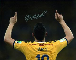 James Rodriguez Signed Autograph 8x10 Photo Real Madrid Fc Colombia