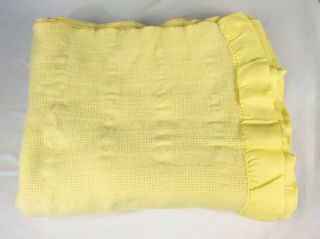 Vintage Yellow Faribo Blanket 100 Wool Waffle Weave Satin/nylon? Trim Twin