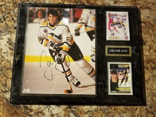 Jaromir Jagr Autographed Pittsburgh Penguins 8x10 Photo W/ Cards Framed