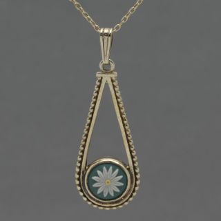 Vintage Wedgwood Vermeil Blue & White Jasperware Daisy Pendant Necklace