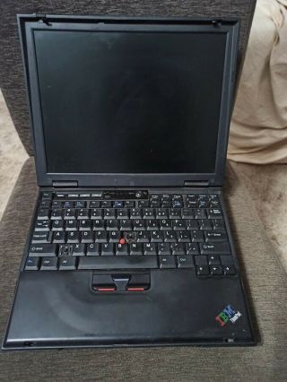 Vintage Ibm Thinkpad X20 2662 Laptop With Docking
