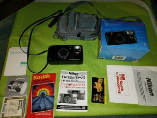 Vintage Nikon Zoom Touch 400 35mm Point And Shoot Film Camera W/35 - 70mm W/ Box