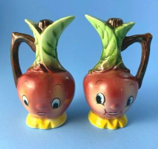 Vintage Py Anthropomorphic Apples Handled Salt And Pepper Shakers Made In Japan