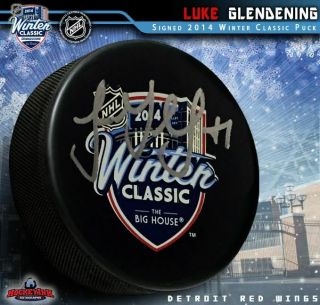 Luke Glendening Signed 2014 Nhl Winter Classic Puck - Detroit Red Wings