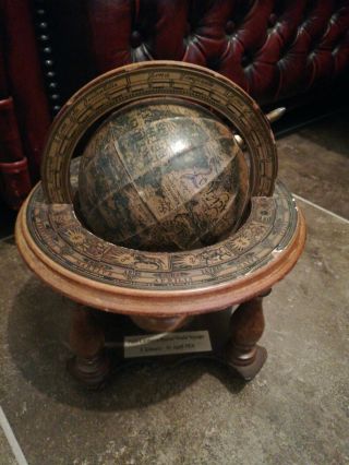Vintage Desk Top World Map Globe Po Voyage