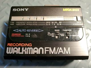 Vintage Sony Walkman Wm - Bf67 Stereo Cassette Player/am/fm Recorder