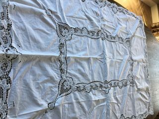 Vintage Bundle Of 5 Tablecloths - Embroidered - Lace - Linen