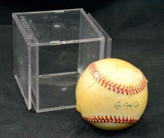 Rawlings American League Mlb Cal Ripken Jr Signed Baseball With Case