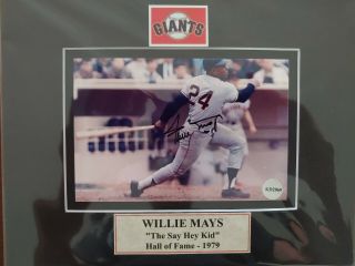 Autograph Willie Mays 4x6 Matted To 8x10 Color Photo With