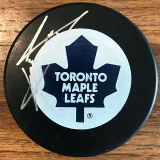 Mats Sundin Autographed Hockey Puck - Toronto Maple Leafs