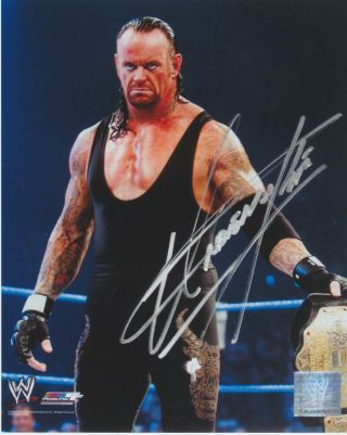 The Undertaker 8 By 10 Reprint Photo & Reprint Autograph On Glossy Photo Paper