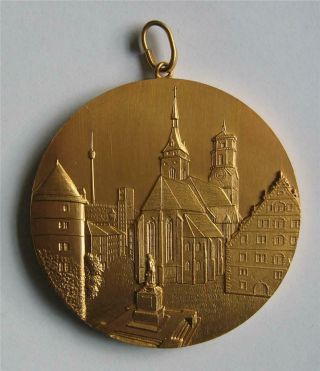 Gold Winner ' s Medal World Weightlifting Championships 1977 Stuttgart XR in case 4