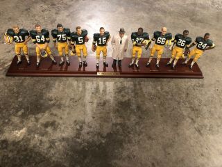 Danbury 1966 Green Bay Packers Bowl Team Figurines