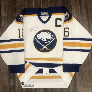 Ccm Authentic Pat Lafontaine Buffalo Sabres Signed Nhl Hockey Jersey White 52