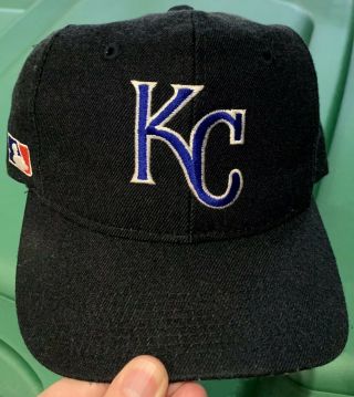 Vintage 90s Kansas City Royals Sports Specialties Black Plain Logo Snapback Hat