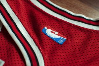 100 Authentic Michael Jordan Vintage Nike 97 98 Bulls Home Jersey Mens Size 44 4