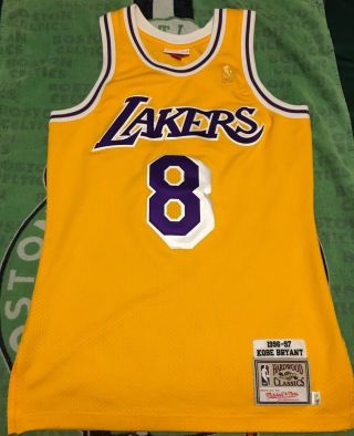 Authentic Kobe Bryant Mitchell & Ness Lakers Jersey Men’s Small S 36 Gold Hwc