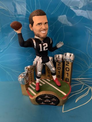 Tom Brady England Patriots 6x Bowl Champion Bobblehead Limted Edition