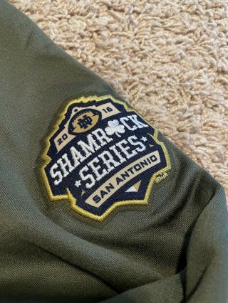 Notre Dame Football Under Armour 2016 Shamrock Series 1/4 Zip Hoodie Large ND 3