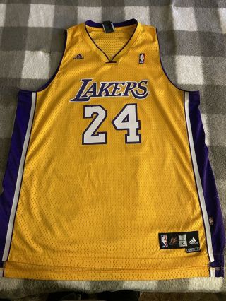 Adidas Authentic Kobe Bryant Lakers Home Jersey 24 (2010)