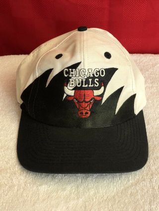1980s 90s Vintage Chicago Bulls Logo 7 Sharktooth Snapback Basketball Hat Logo7