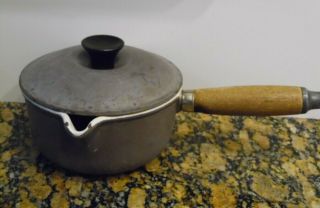 Vintage Le Crueset 14 1.  4 Gray Cast Iron Enamel Saucepan W Spout & Wood Handle