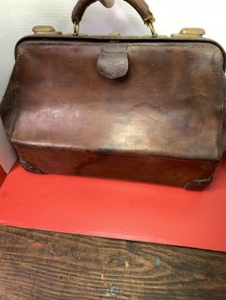 Vintage Early 1900’s Doctor’s Leather Travel Bag Leather Satchel.  702 16