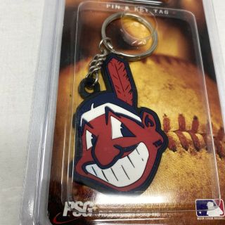 Vintage Mlb Cleveland Indians Chief Wahoo 2 1/2”rubber Key Chain & Pin - Indbin
