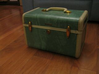Vintage Samsonite Shwayder Bros Inc.  Cosmetic Travel Green Suitcase Luggage