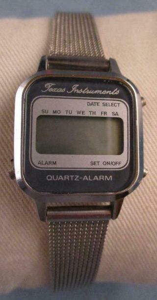 Vtg Rare Texas Instruments Digital Lcd Womens Wrist Watch W/alarm
